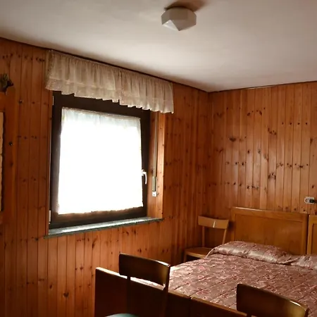 Lo Cretzon Apartment